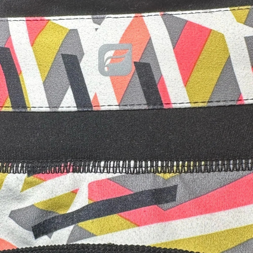 Fabletics Camacan Capri Size Medium - image 4